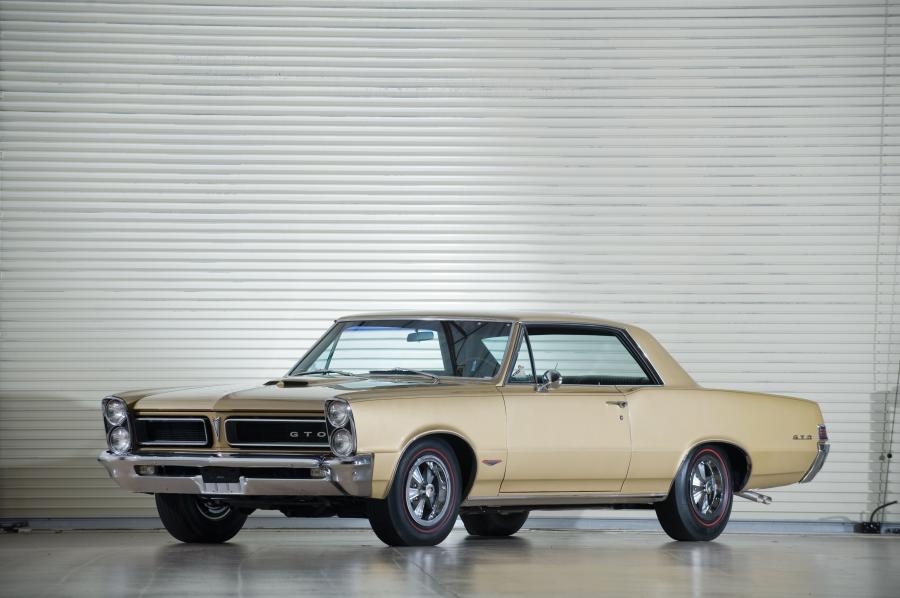  Pontiac GTO Coupe 1965 года  (фото 18 из 26)
